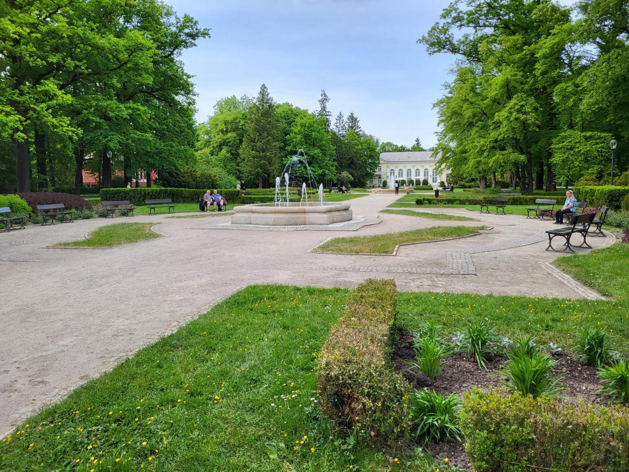 Villa Klara Cieplice Jelenia Góra Buitenkant foto